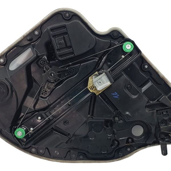 Máquina De Vidro Traseira Esquerda Mercedes C180 2019