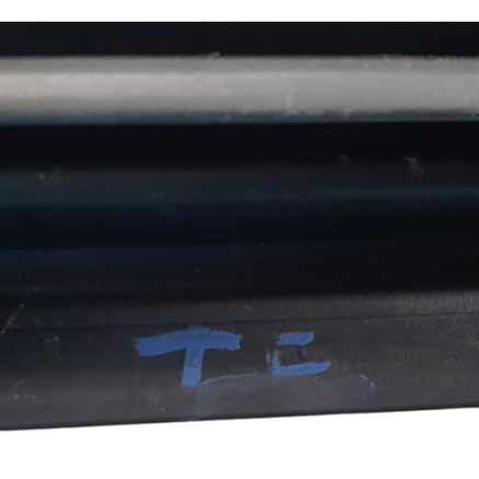 Pestana Interna Traseira Esquerda Mercedes C180 2019 Preto