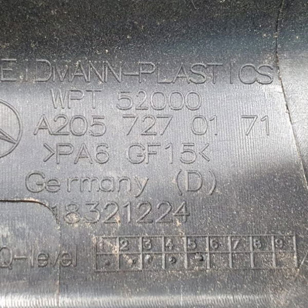 Moldura Interna Porta Dianteira Esquerda Mercedes C180 2019  Dianteira Esquerda Preto