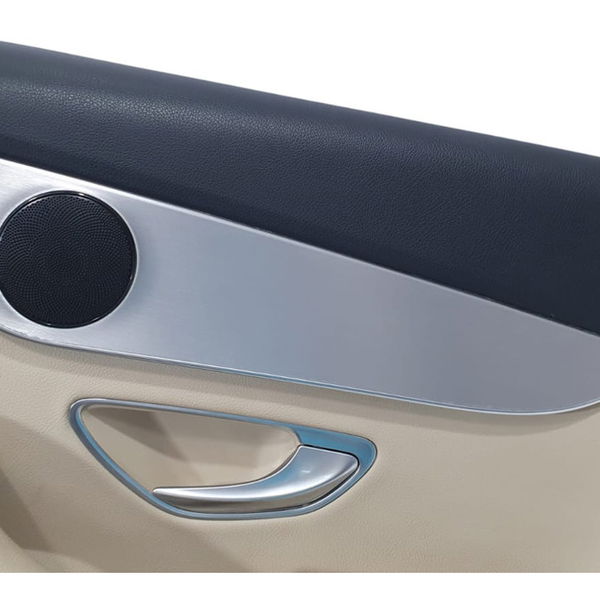 Forro Porta Traseiro Direito Mercedes C180 2019