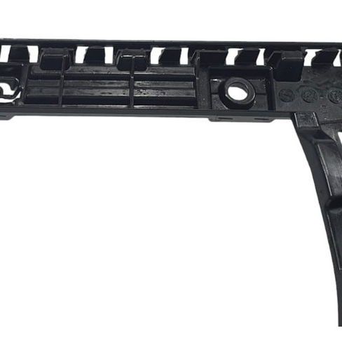 Guia Para-choque Traseiro Lado Direito Mercedes C180 2019