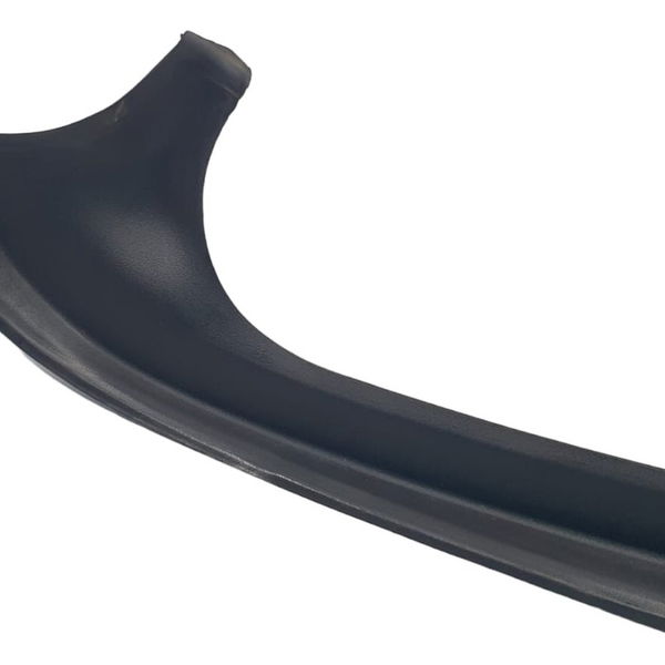 Acabamento Porta-malas Lado Esquerdo Mercedes C180 2019  Preto