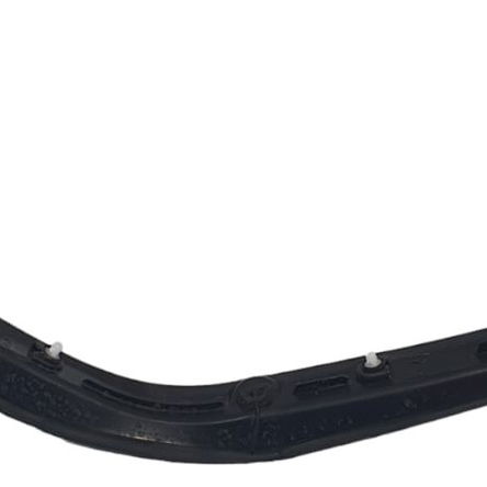 Acabamento Porta-malas Lado Esquerdo Mercedes C180 2019  Preto