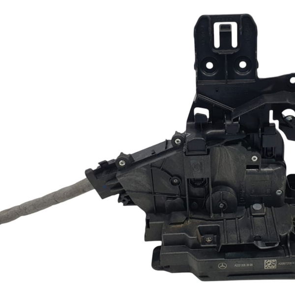 Fechadura Porta Dianteira Esquerda Mercedes C180 2019