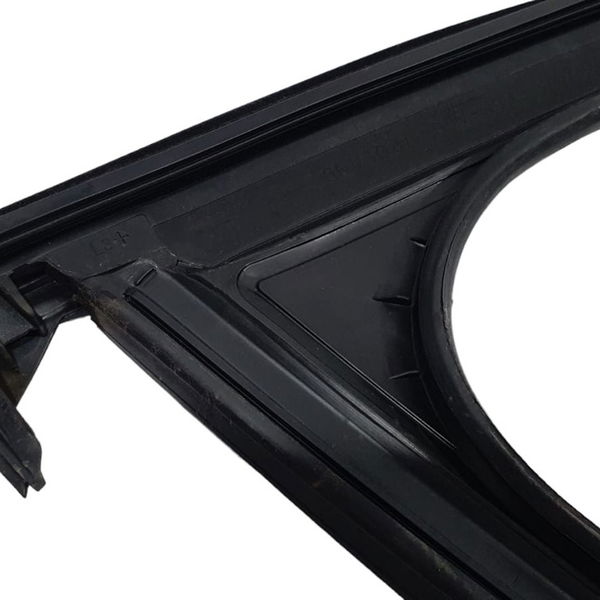 Canaleta Dianteira Esquerda Mercedes C180 2019 Preto