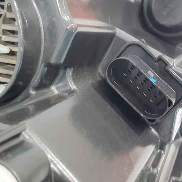 Farol Lado Esquerdo Chery Tiggo 5 Pro Hybrid 2023