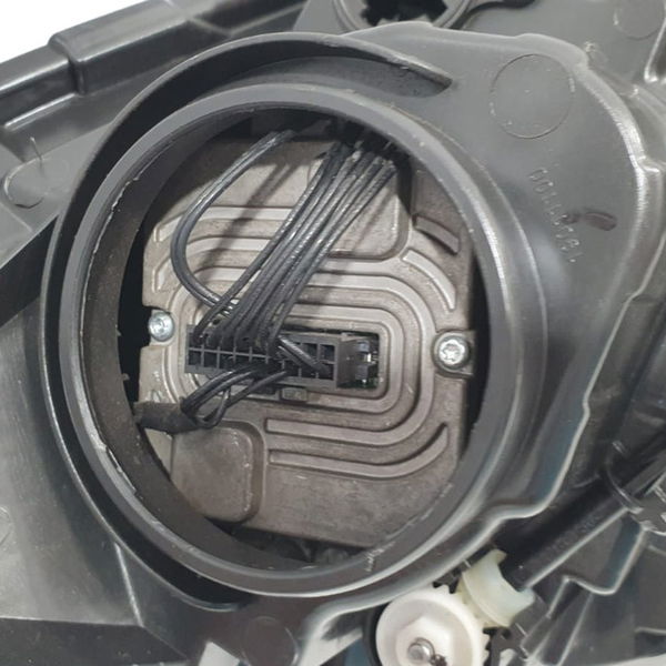 Farol Lado Esquerdo Chery Tiggo 5 Pro Hybrid 2023