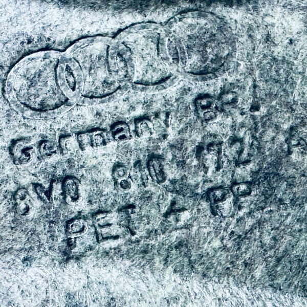 Parabarro Tras Direito Audi A3 2016 8v0810172