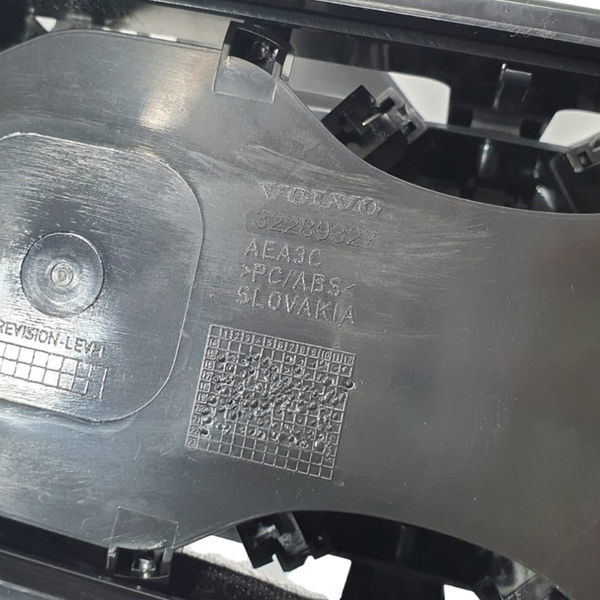 Porta Objetos Deslizante Volvo Xc90 T8 Inscription 2022