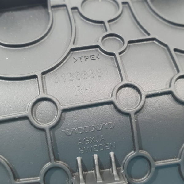 Borracha Porta Diant Direita Volvo Xc90 T8 Inscription 2022