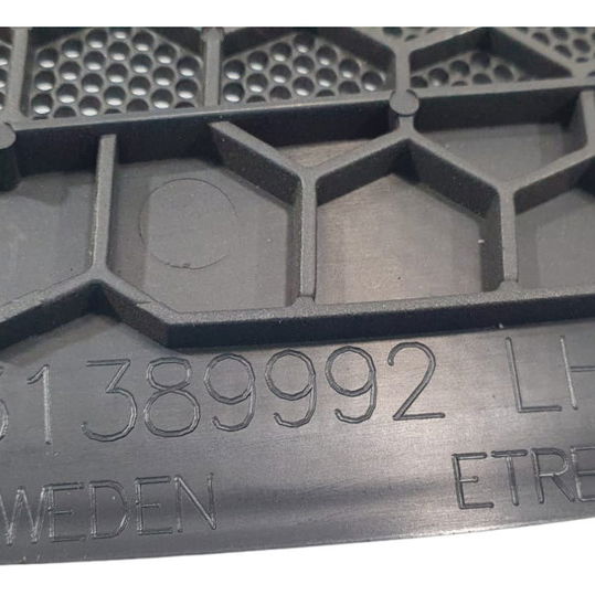 Tela Alto Falante Teto L/ Esq Volvo Xc90 T8 Inscription 2022 Preto