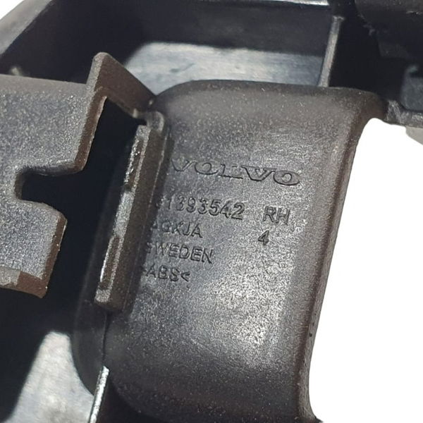 Moldura Botão Vidro Tras. Dir Volvo Xc90 T8 Inscription 2022