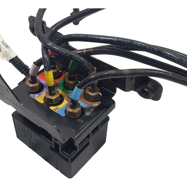 Válvula Solenoide Suspensão A Ar Volvo Xc90 T8 Inscrip. 2022