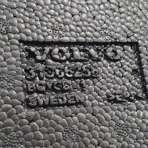 Isopor Suporte Banco Traseira Direito Volvo Xc90 T8 2022 Cinza-escuro