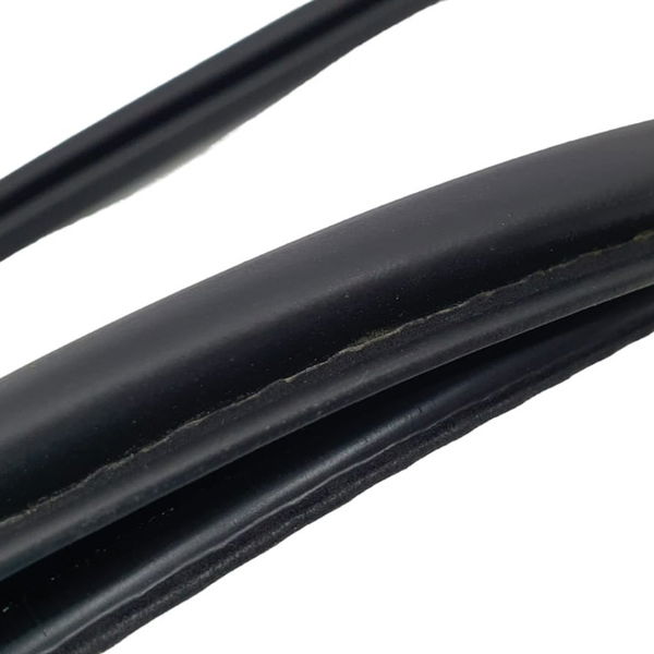 Borracha Porta Dianteira Direita Volvo Xc90 T8 Inscrip. 2022