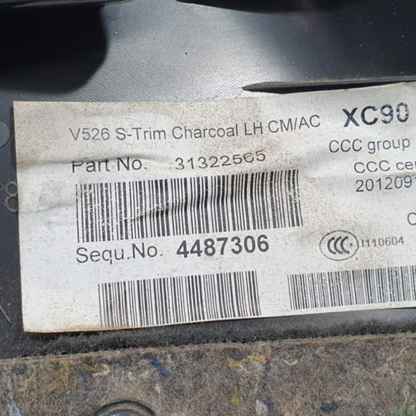 Acabamento Porta-malas L/esquerdo Volvo Xc90 T8 Inscrip 2022