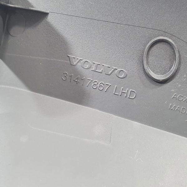 Moldura Head Up Display Volvo Xc90 T8 Inscription 2022 Preto Animal Print