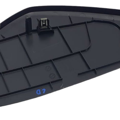 Acabamento Lateral Painel Direito Volvo Xc90 T8 Inscrip 2022 Preto Animal Print