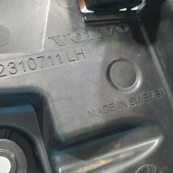 Suporte Traseiro Esquerdo Volvo Xc90 T8 Inscription 2022