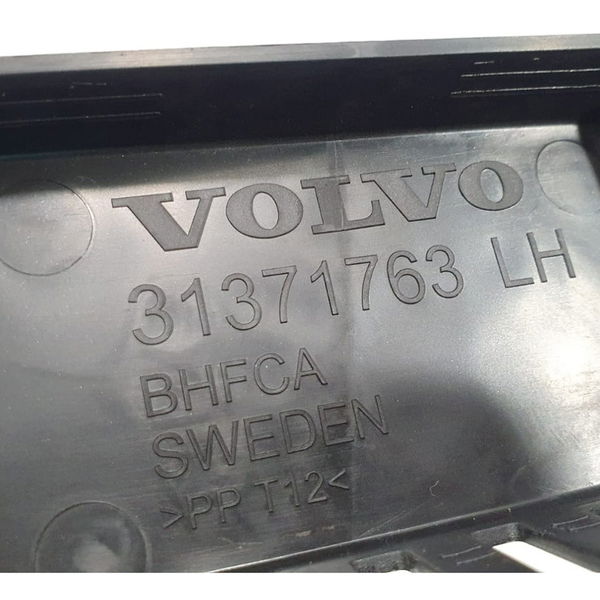 Acabamento Interno Para-lama Esq Volvo Xc90 T8 Inscrip. 2022