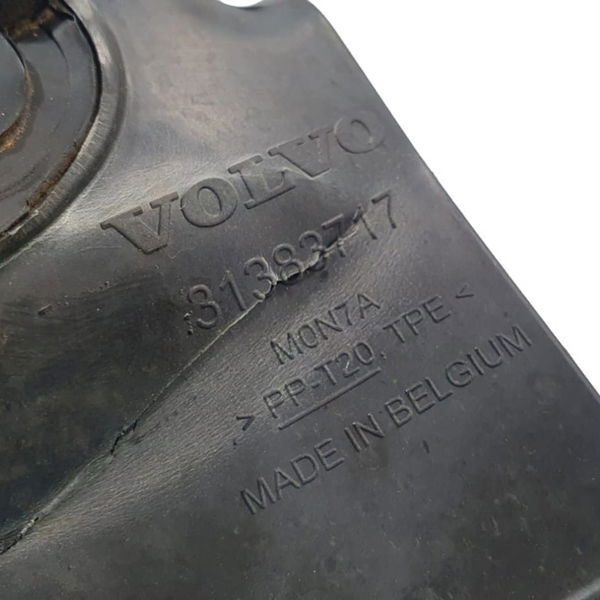 Duto Defletor Ar Radiador Volvo Xc90 T8 Inscription 2022