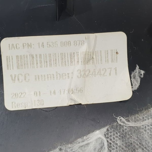 Acabamento Coluna Traseira Esquerda Volvo Xc90 T8 Insc. 2022