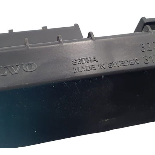 Suporte Traseiro Saia Direito Volvo Xc90 T8 Inscription 2022