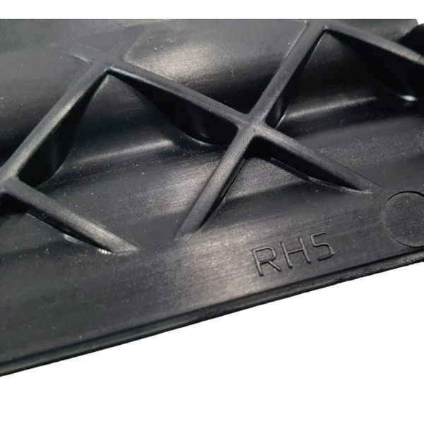 Aleta Grade Ativa Defletor L/direito Volvo Xc90 T8 Insc 2022 Fosco