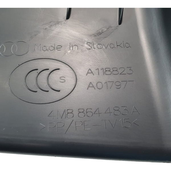 Soleira Porta-malas Audi Q8 2020 Preto