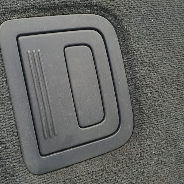 Forro Tampão Assoalho Porta-malas Audi Q8 2020