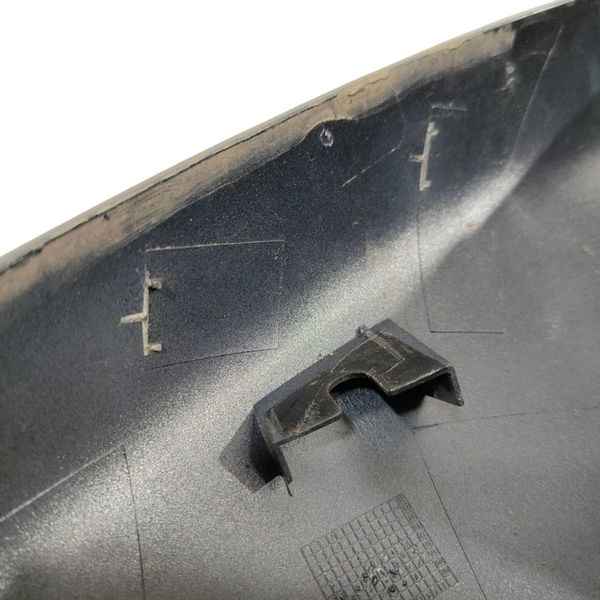 Capa Retrovisor Passageiro Peugeot 2012 ( C/detalhe)