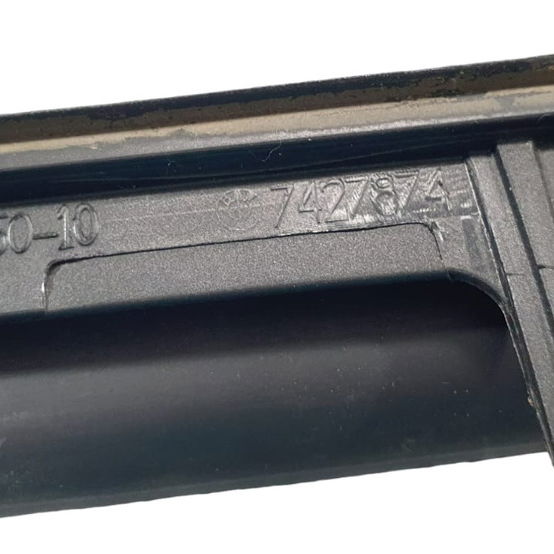 Moldura Para-brisa L/direito Bmw 320i G20 2022