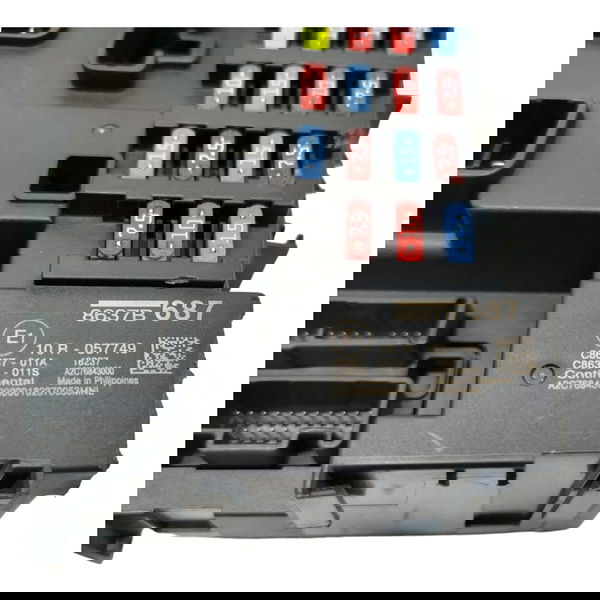 Caixa Fusível Mitsubishi Outlander 2.0  2014 C/detalhe