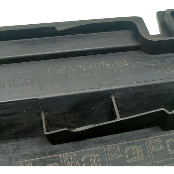 Tampa Caixa Fusível Evoque 2014