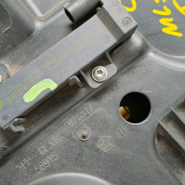 Máquina De Vidro T/e Cherokee 2014