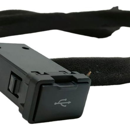 Conector Usb Outlander 2016