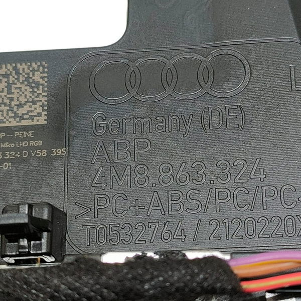 Acabamento Moldura Console Audi Q8 2020 4m88633204