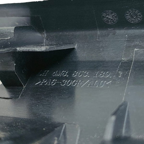 Acabamento Moldura Com Led Painel Audi Q8 2020 - Prateado - Animal Print