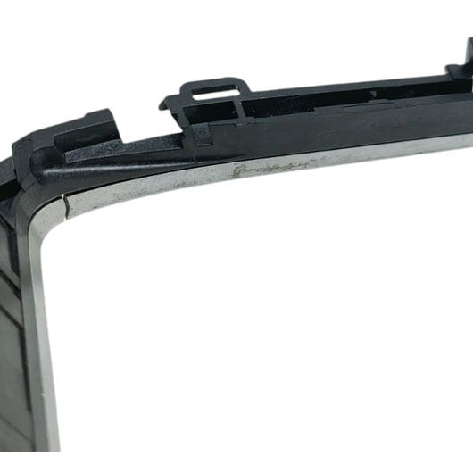 Moldura Acabamento Comando Ar Cond. Audi Q8 2020 (c/detalhe)