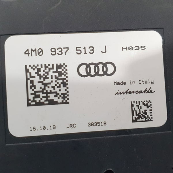 Caixa Distribuidora De Energia Audi Q8 2020 Preto