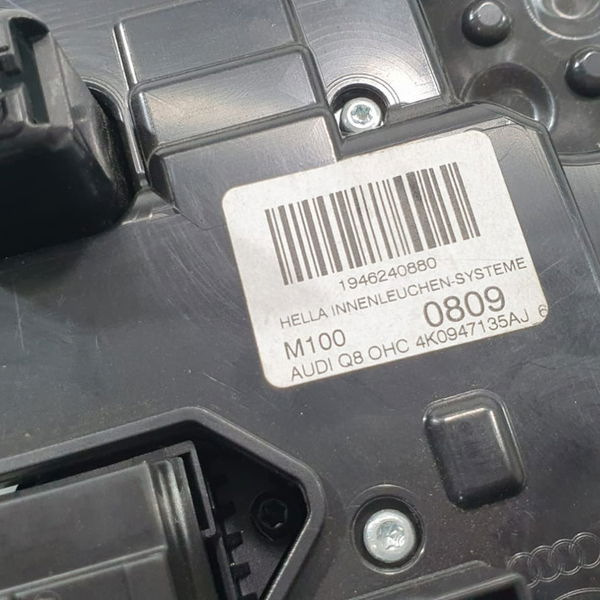 Luz De Teto Console Audi Q8 2020