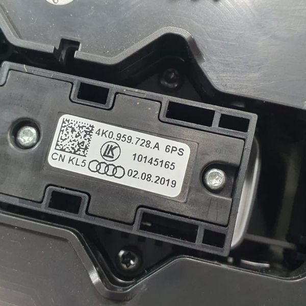Luz De Teto Console Audi Q8 2020