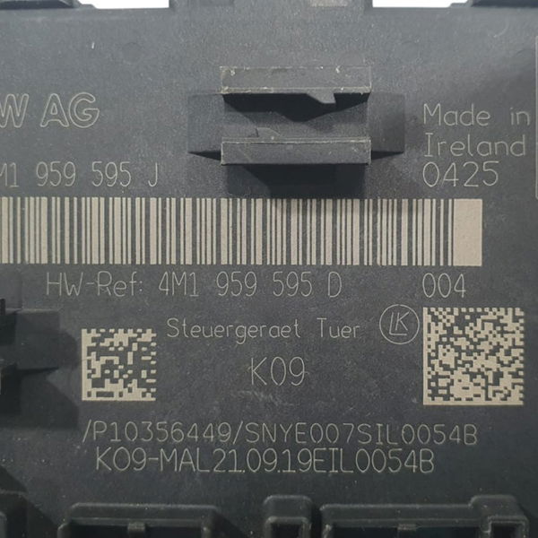 Módulo Porta Traseira Direita Audi Q8 2020 Traseira Direita Preto