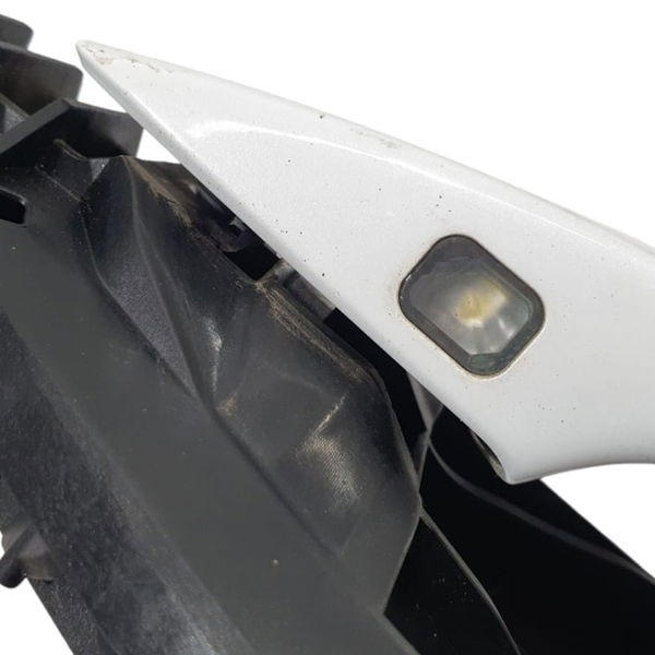 Maçaneta Dianteira Esquerda Audi Q8 2020 Dianteira