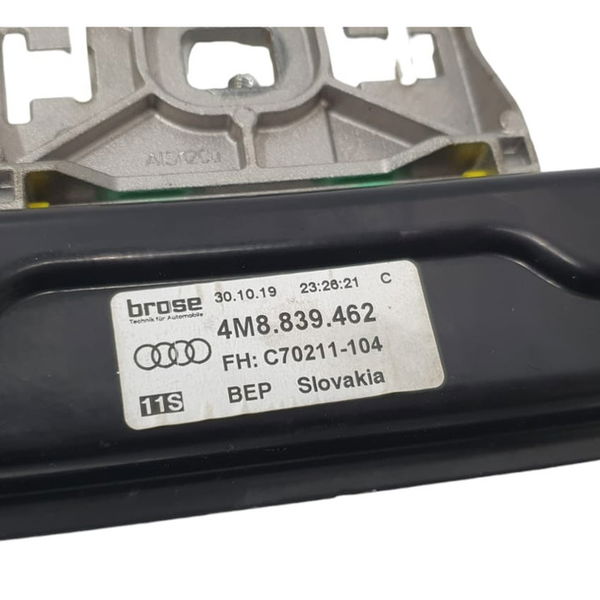 Máquina De Vidro Traseira Direita Audi Q8 2020