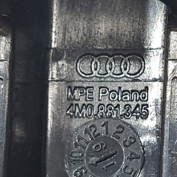 Acabamentos Molduras Banco Audi Q8 2020 Preto