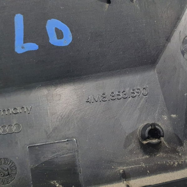 Acabamento Coluna L/direito Audi Q8 2020