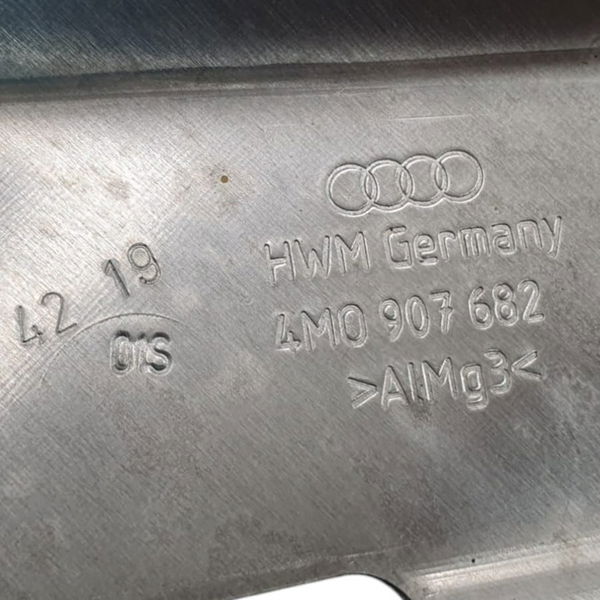 Suporte Módulo Parking Audi Q8 2020