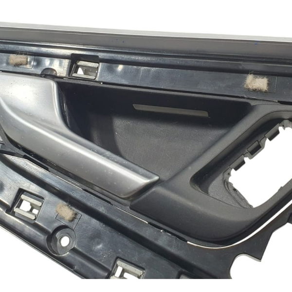 Maçaneta Dianteira Esquerda (avarias) Audi Q8 2020 Dianteira