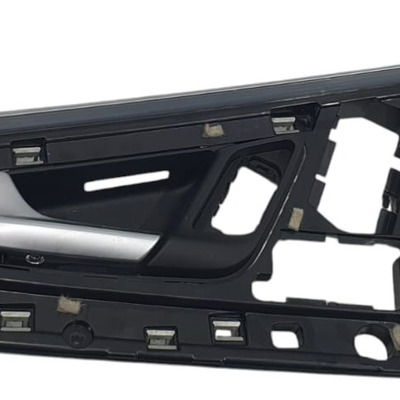 Maçaneta Dianteira Esquerda (avarias) Audi Q8 2020 Dianteira